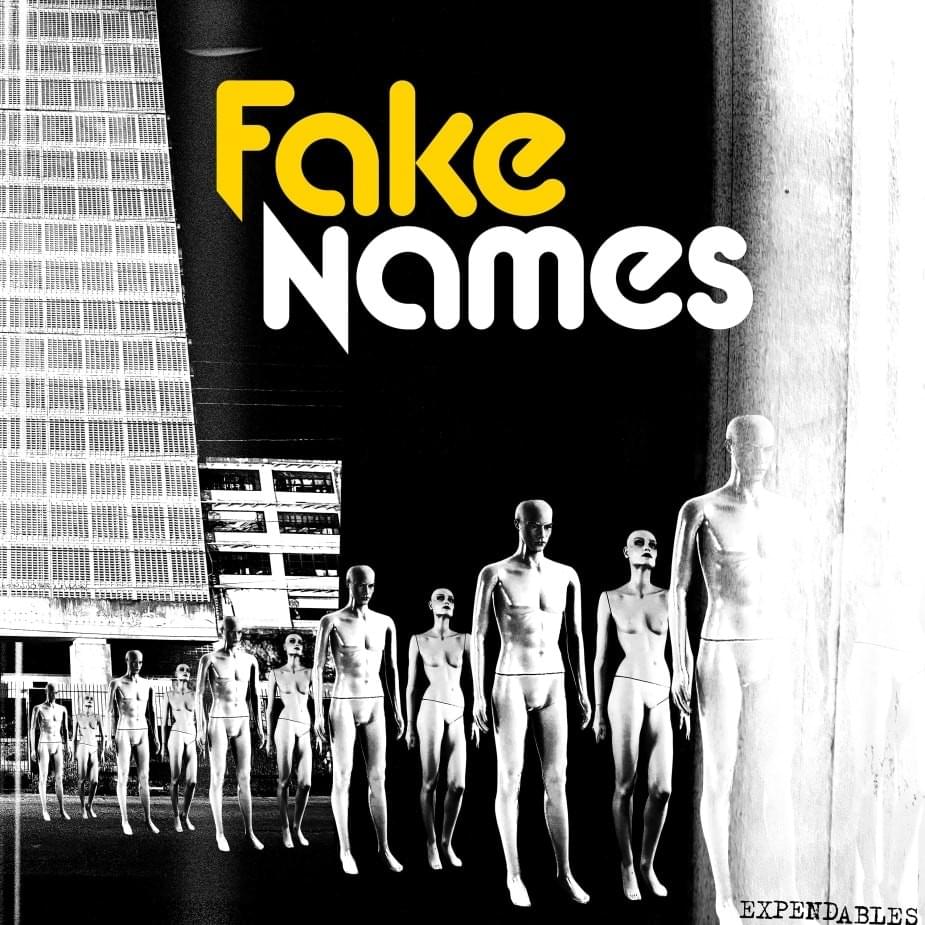 paroles Fake Names