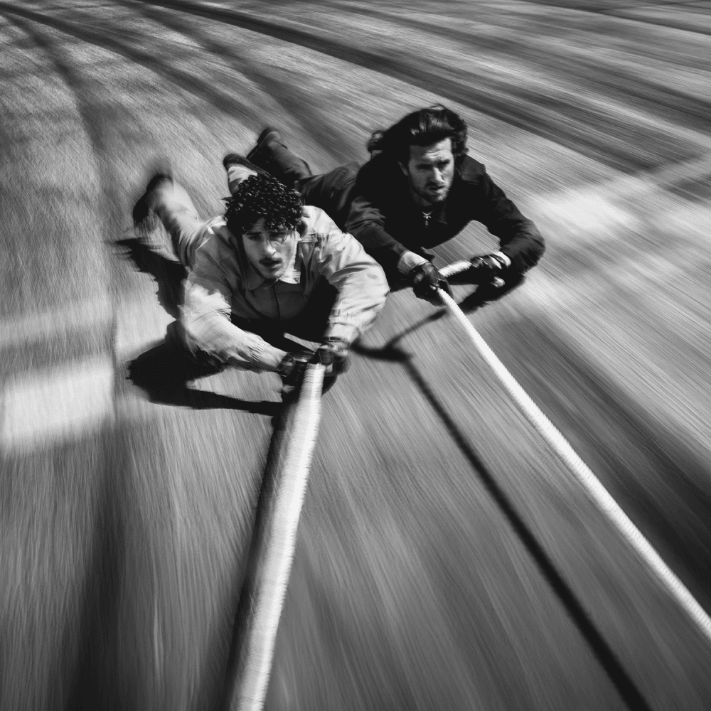 paroles Fly By Midnight