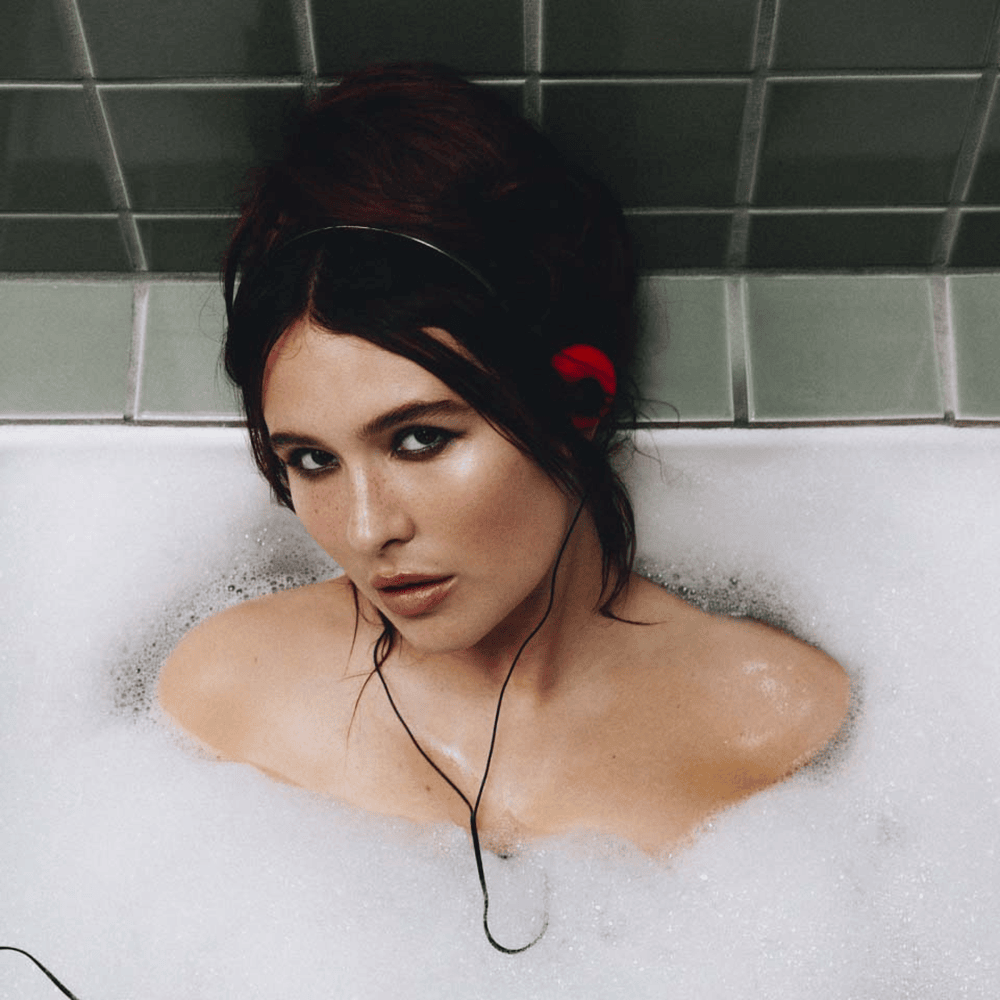 paroles Mimi Webb Girls Know