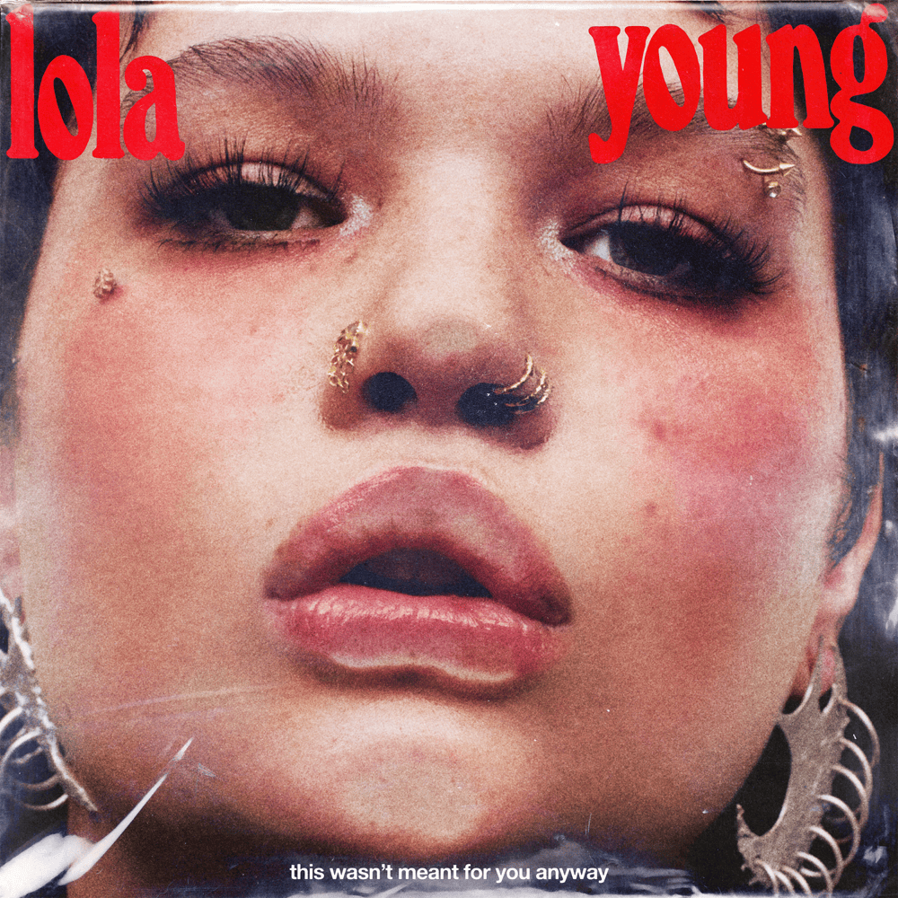 paroles Lola Young Walk On By